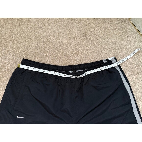 Mens Vintage Nike Swim Trunks Black Drawstring Mesh Lining Board Shorts XXL NWT - Picture 12 of 12